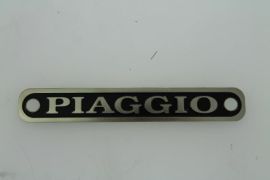 Schriftzug Sitzbank "Piaggio" 84x13mm Lochabstand 74mm